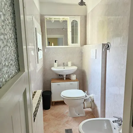 Family Castiglione Appartement Castiglione dʼIntelvi