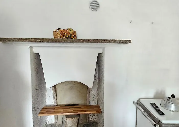 Family Castiglione Castiglione dʼIntelvi